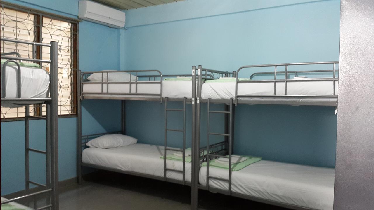 Kampung Bule Hostel Labuan Bajo Dış mekan fotoğraf