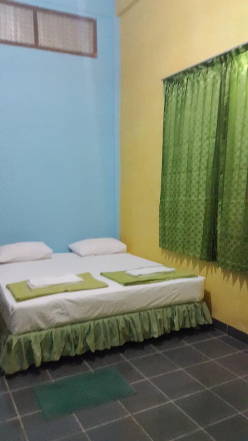 Kampung Bule Hostel Labuan Bajo Dış mekan fotoğraf